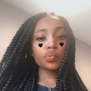 Meet your Posher, Leena